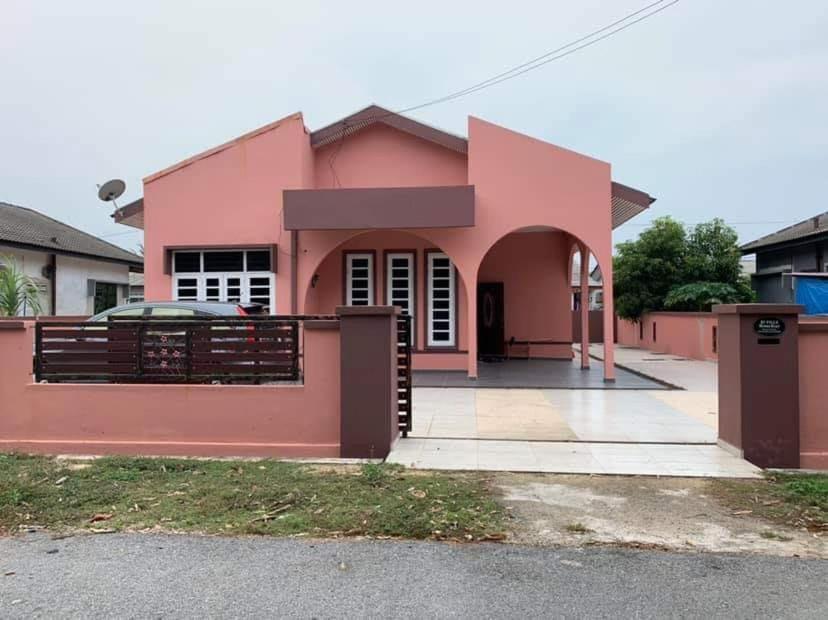 Bj Villa Homestay Куала-Тренгану Экстерьер фото
