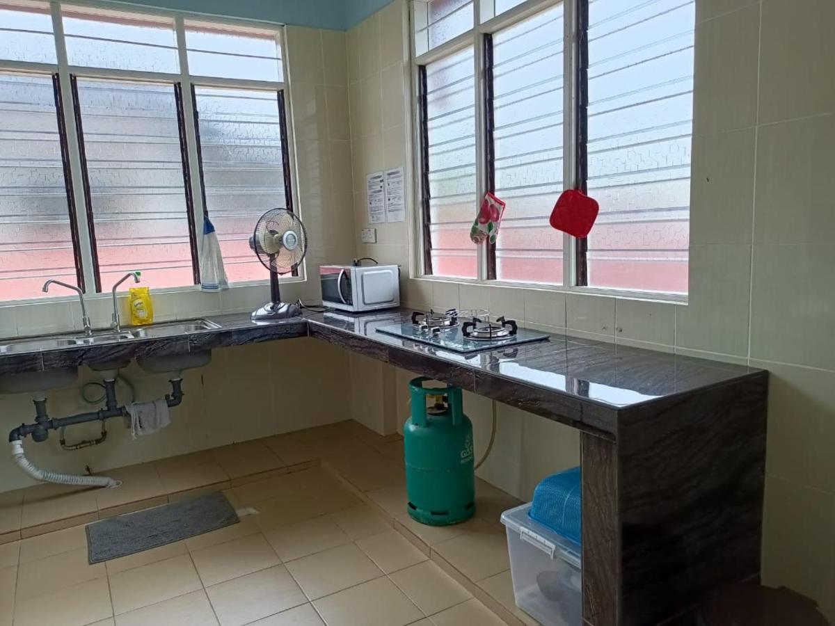 Bj Villa Homestay Куала-Тренгану Экстерьер фото