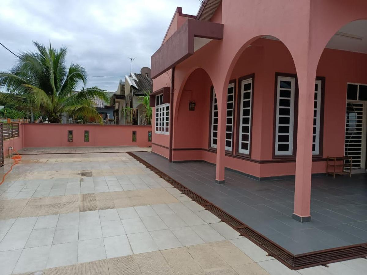 Bj Villa Homestay Куала-Тренгану Экстерьер фото